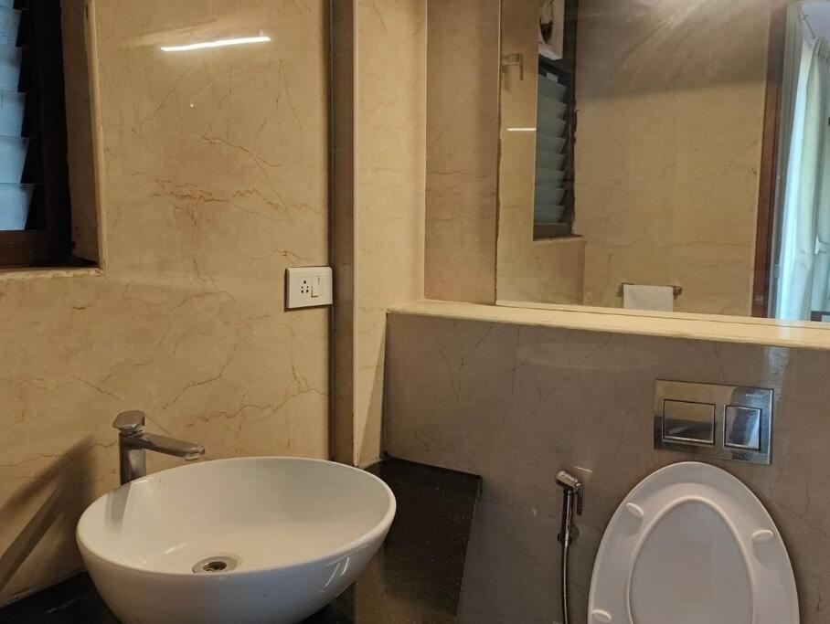 Tara Suites Premium Rooms In Central Indiranagar Bangalore Exterior foto