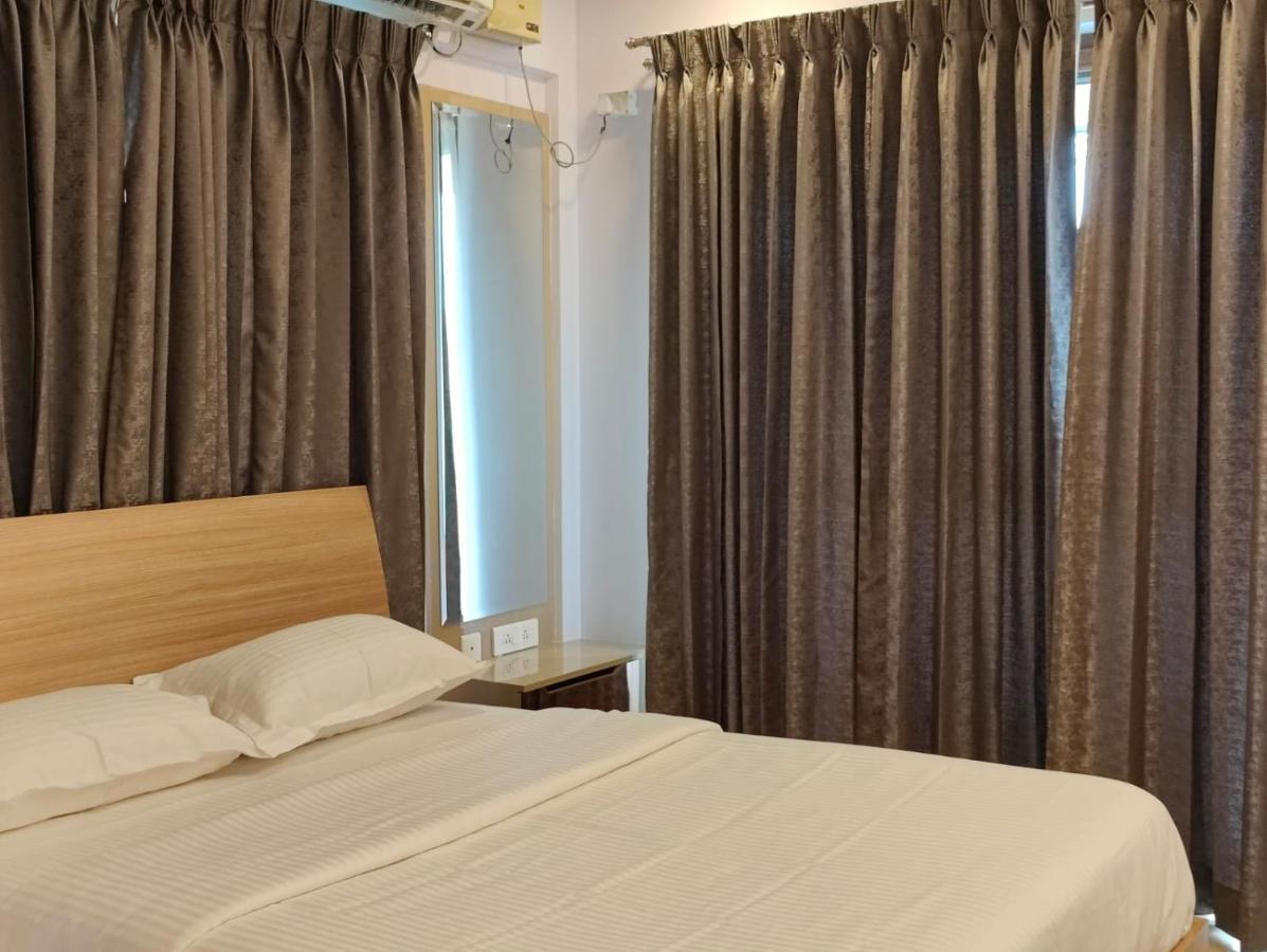 Tara Suites Premium Rooms In Central Indiranagar Bangalore Exterior foto